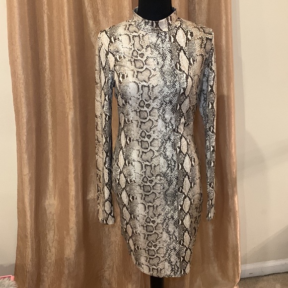 🌹gLARE • Sexy Snake Print Bodycon Long Sleeve Stretch turtleneck Mini Dress - Picture 1 of 14